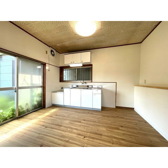 岐阜市江崎南の一戸建てのキッチン