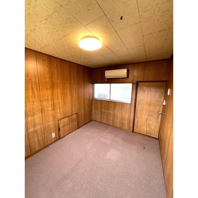 岐阜市江崎南の一戸建ての居間・リビング