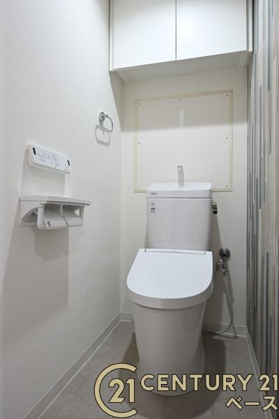 橿原神宮前スカイハイツのトイレ|■現地撮影写真■ウォシュレット完備！トルネード洗浄・フチなし形状でお手入れも楽々ですね！