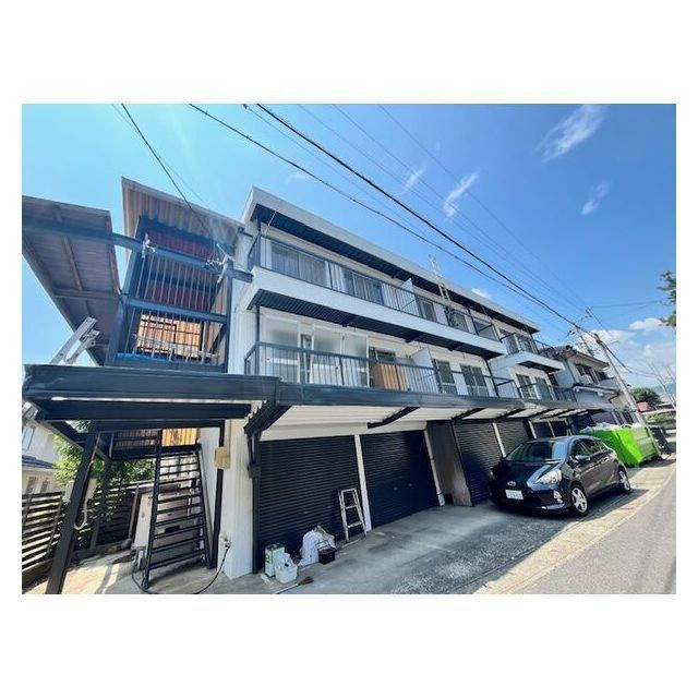 Comodo2（旧：コーポ田垣）