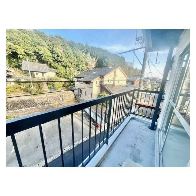 Comodo2（旧：コーポ田垣）のバルコニー