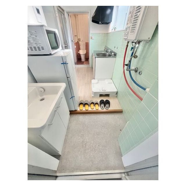 Comodo2（旧：コーポ田垣）の玄関