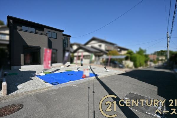 奈良市三松ヶ丘の新築一戸建の前面道路含む現地写真|■現地撮影写真■お気軽にお問い合わせくださいませ！