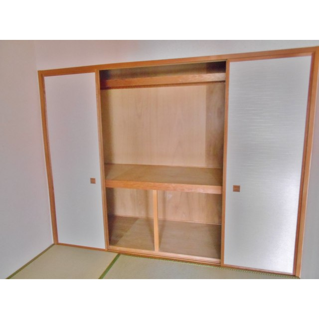 ロイヤルエステートⅢの収納