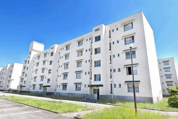 ビレッジハウス富山北2号棟の外観|外観もきれいです