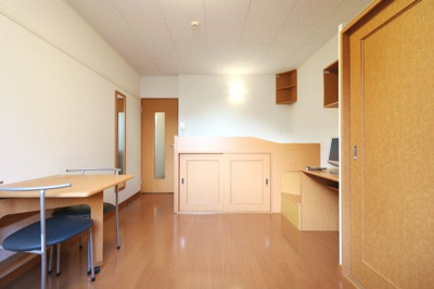 【居間・リビング】 | レオパレスヴィラ南田附Ⅱ | 当社人気のベッドタイプ！収納付きベッドがオススメ！