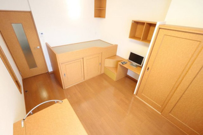 【居間・リビング】 | レオパレスヴィラ南田附Ⅱ | 退寮をお考えの方には家具家電付きがおススメ！