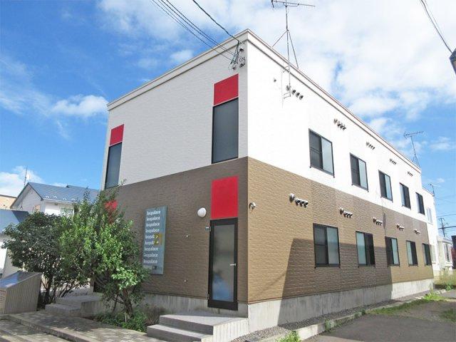レオパレスアルカディアンの外観