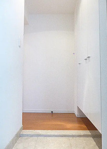 カスタリア芝公園の玄関