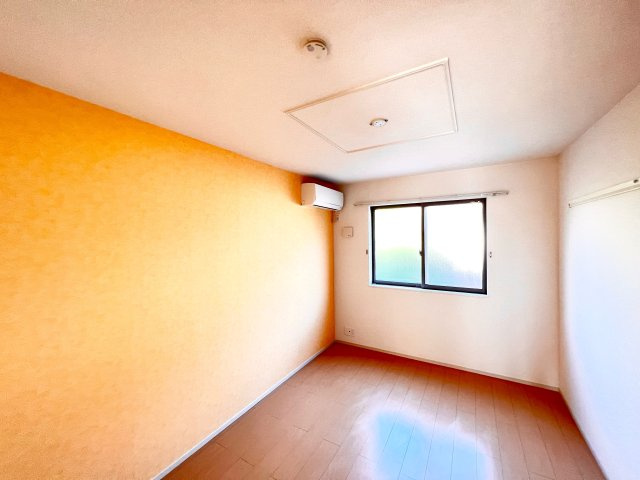 シャルムパピヨンの子供部屋|子供のお昼寝に使えるお部屋です