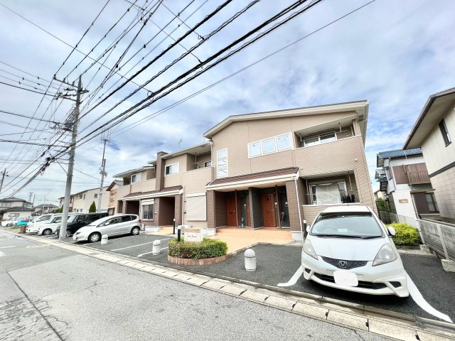 シャルムパピヨンの外観|外観もきれいです