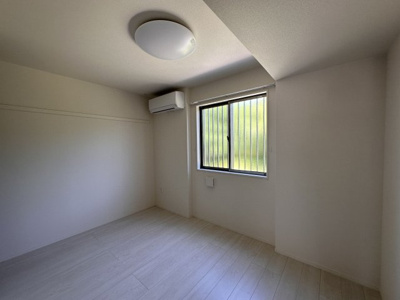 【洋室】 | ライラック | 洋室