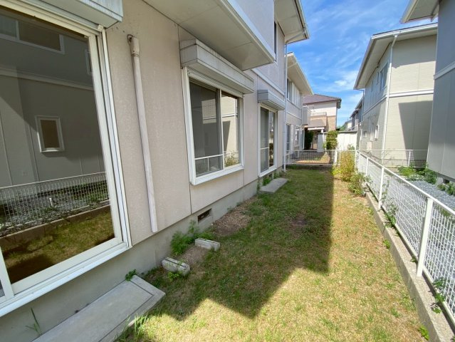 上菅2丁目　の庭