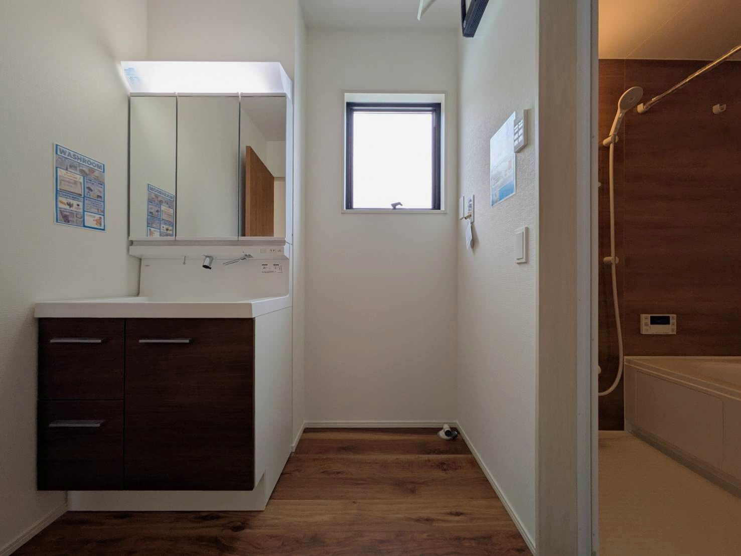 岡山市北区尾上 1期 ①号棟の脱衣所|◆洗面室の様子です。