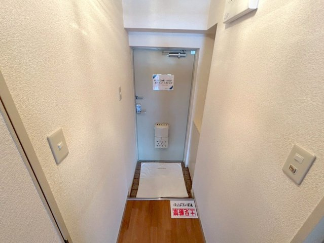 上新庄グランドハイツ北の玄関