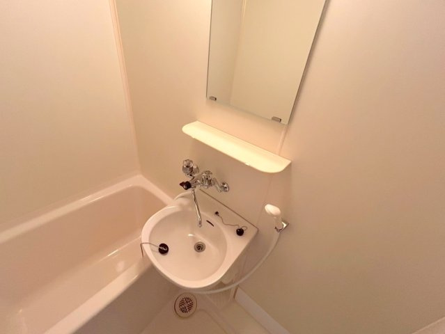 上新庄グランドハイツ北の浴室