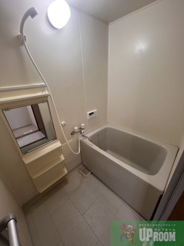 フラワーハイムの浴室