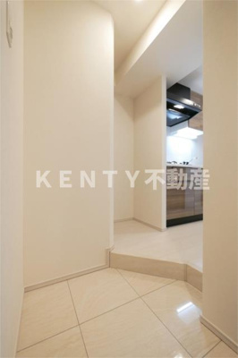 【玄関】 | アークマーク大森町アジールコート | 明るい玄関です