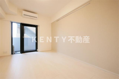 【居間・リビング】 | アークマーク大森町アジールコート | ゆったりとした居間です