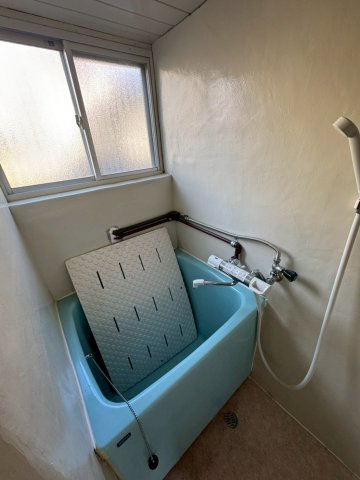三葛アパートの浴室