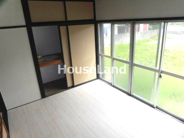 三葛アパートの居間・リビング