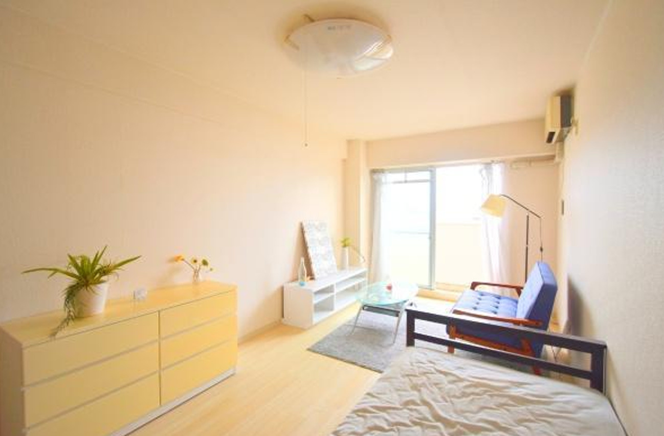 京都府木津川市木津奈良道　1棟売りマンションの洋室