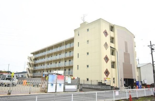 京都府木津川市木津奈良道　1棟売りマンションの外観