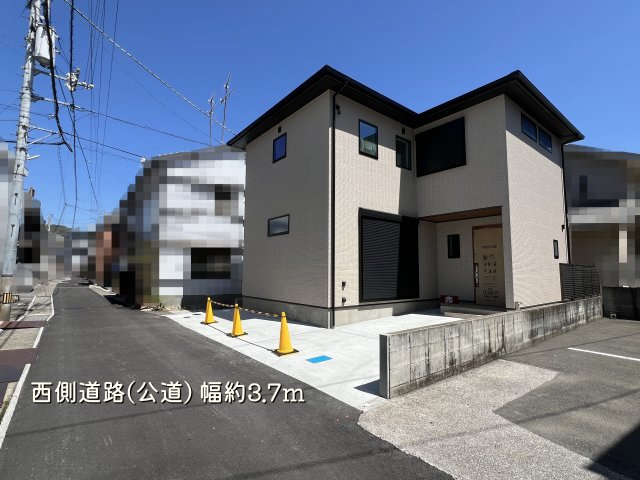 【前面道路含む現地写真】 | 高知市旭町３丁目