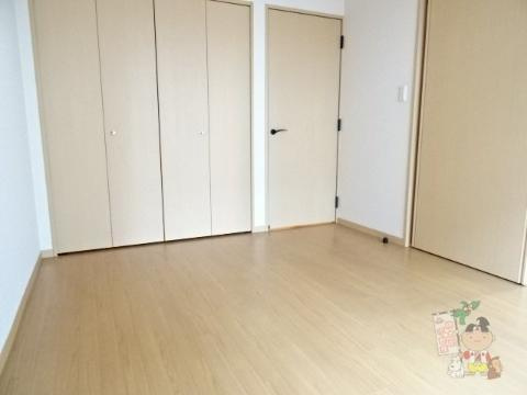 アヴニール福富の居間・リビング|洋室