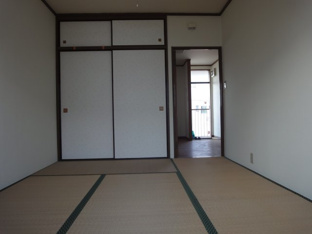 来客時にも便利な和室付き