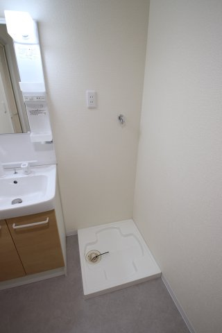 【設備】 | ハイツまほろば | 室内洗濯機置場