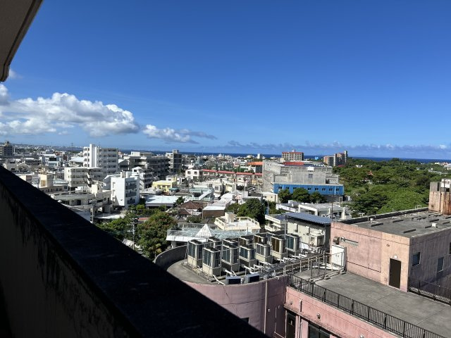 KADENAビルの展望