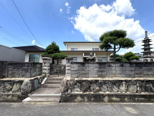 春日台292売家の外観