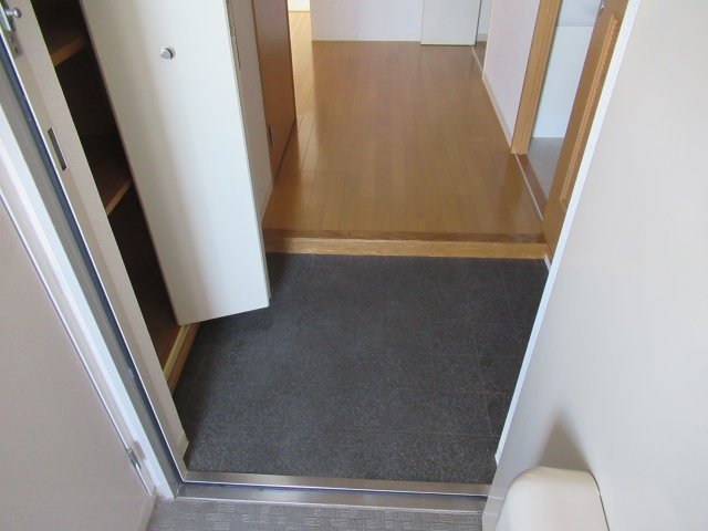 サンラフレ明石２ＬＤＫの玄関|ゆったりとした玄関です