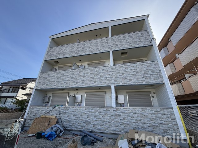 クリエオーレ南上町の外観