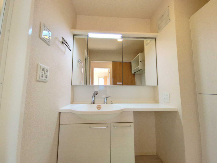 姫路市西今宿４丁目のハイツの洗面所