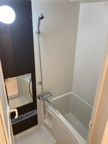 アソシアグロッツォ天神ザガーデンの浴室