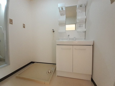 【洗面所】 | ニューシティＫ＆Ｍ | スペースが確保できる洗面所です