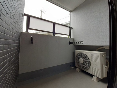 【バルコニー】 | ブルーベル | お洗濯にも便利なバルコニー付き