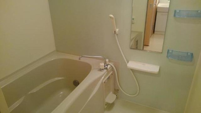 【浴室】 | ノイ・フリーデＢ | 落ち着いた空間のお風呂です