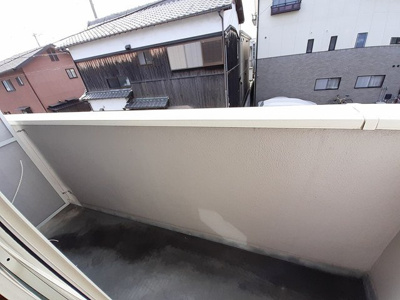 【バルコニー】 | ロジュマン松嶋 | 広々としたバルコニーです