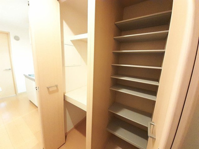 【内装】 | フィオレンティーナ | 内装です