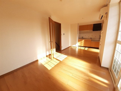 【居間・リビング】 | レジデンス東蒲田 | おしゃれな居間です