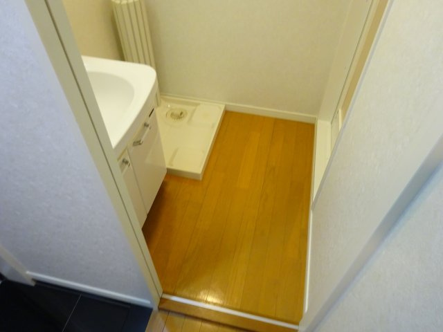 アクタス大手門IIの玄関