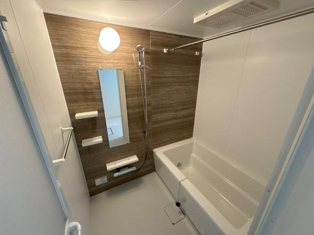 アルバ西岡本の浴室|バス