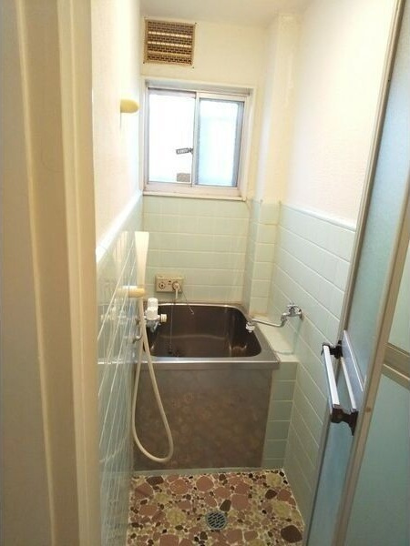 コンラッド長瀬の浴室