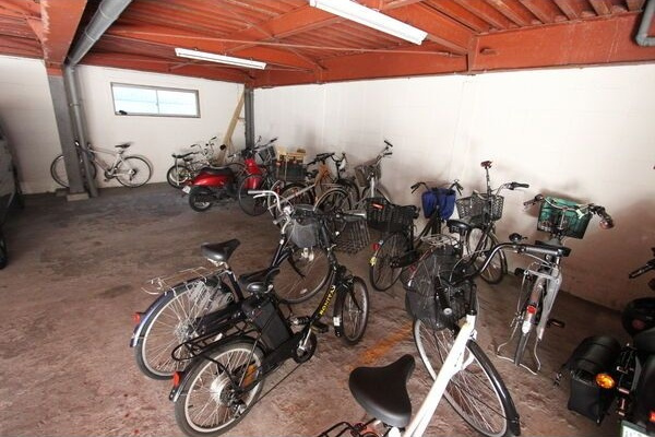 コンラッド長瀬