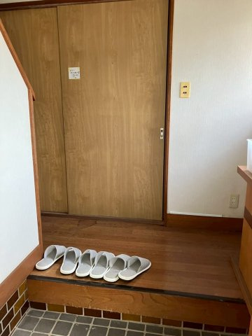 桐生市堤町眺めの良い戸建の玄関