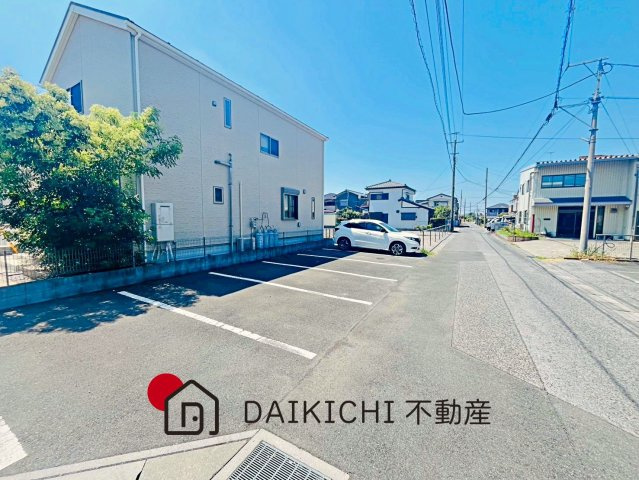 【前面道路含む現地写真】 | 加須市久下3丁目　中古戸建