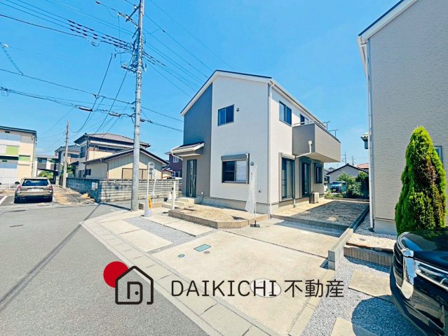 【前面道路含む現地写真】 | 加須市久下3丁目　中古戸建